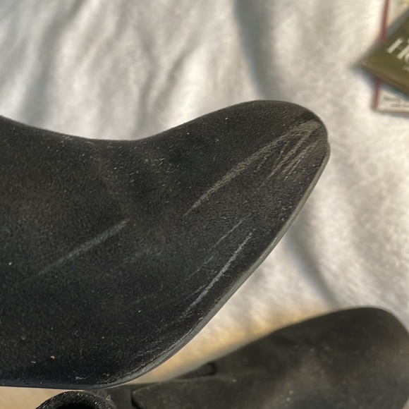 Kelley & Kaye Suede Heeled Boots - size 6 - Picture 4 of 6